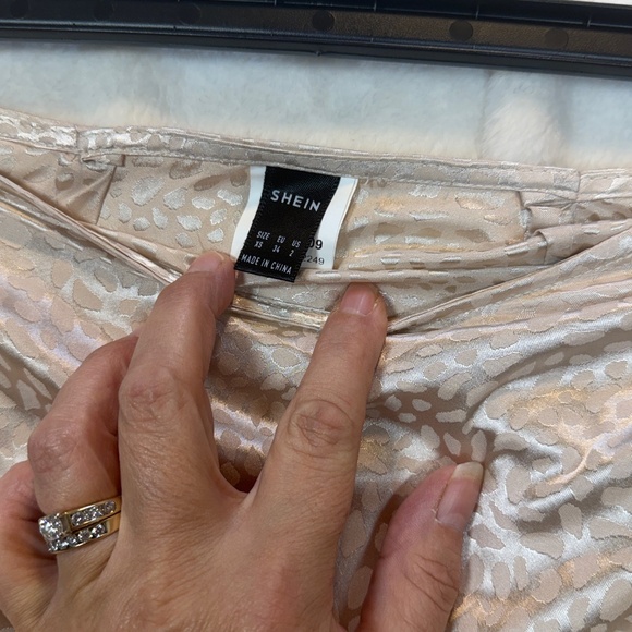 Shein Ruched Side Skirt Womens Size XS Leopard Print Beige Satin Mini Tie Side - Picture 2 of 9